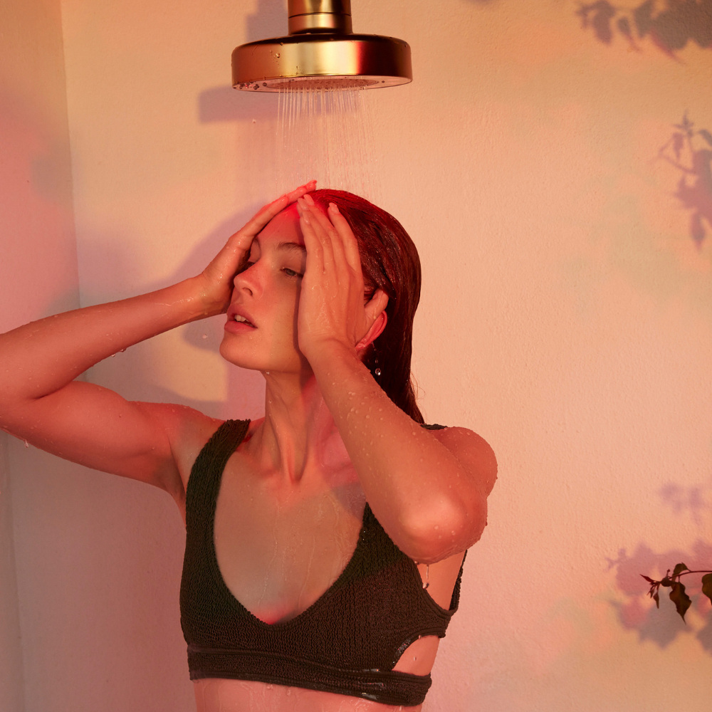 HigherDOSE'i punase ja lähi-infrapunavalguse teraapia dušiotsik