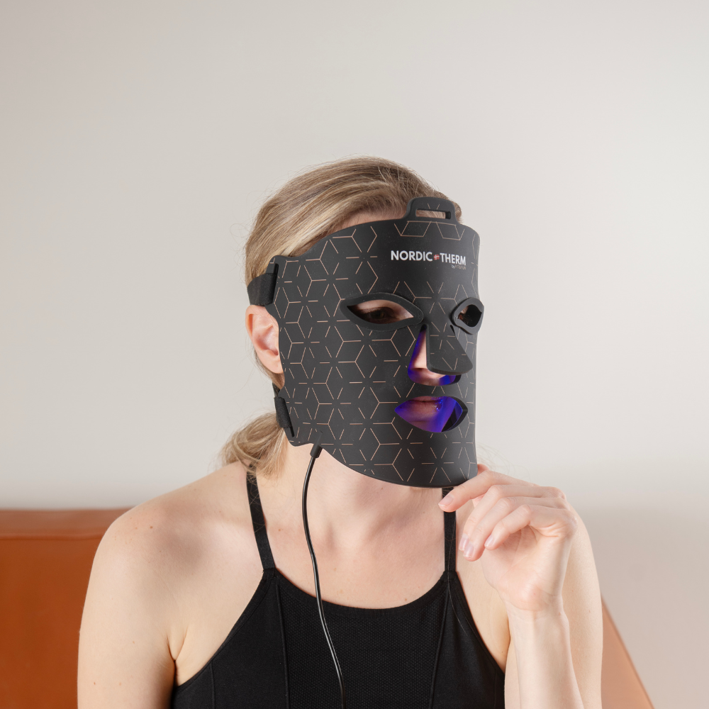 Nordic Therm® nelja lainepikkusega LED-valgusteraapia mask sinise ja kollase valgusega