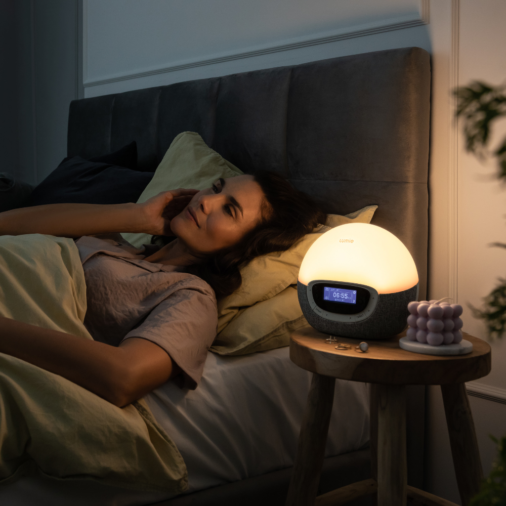 Bodyclock Shine 300 – light alarm clock with radio, white noise and 15 sounds