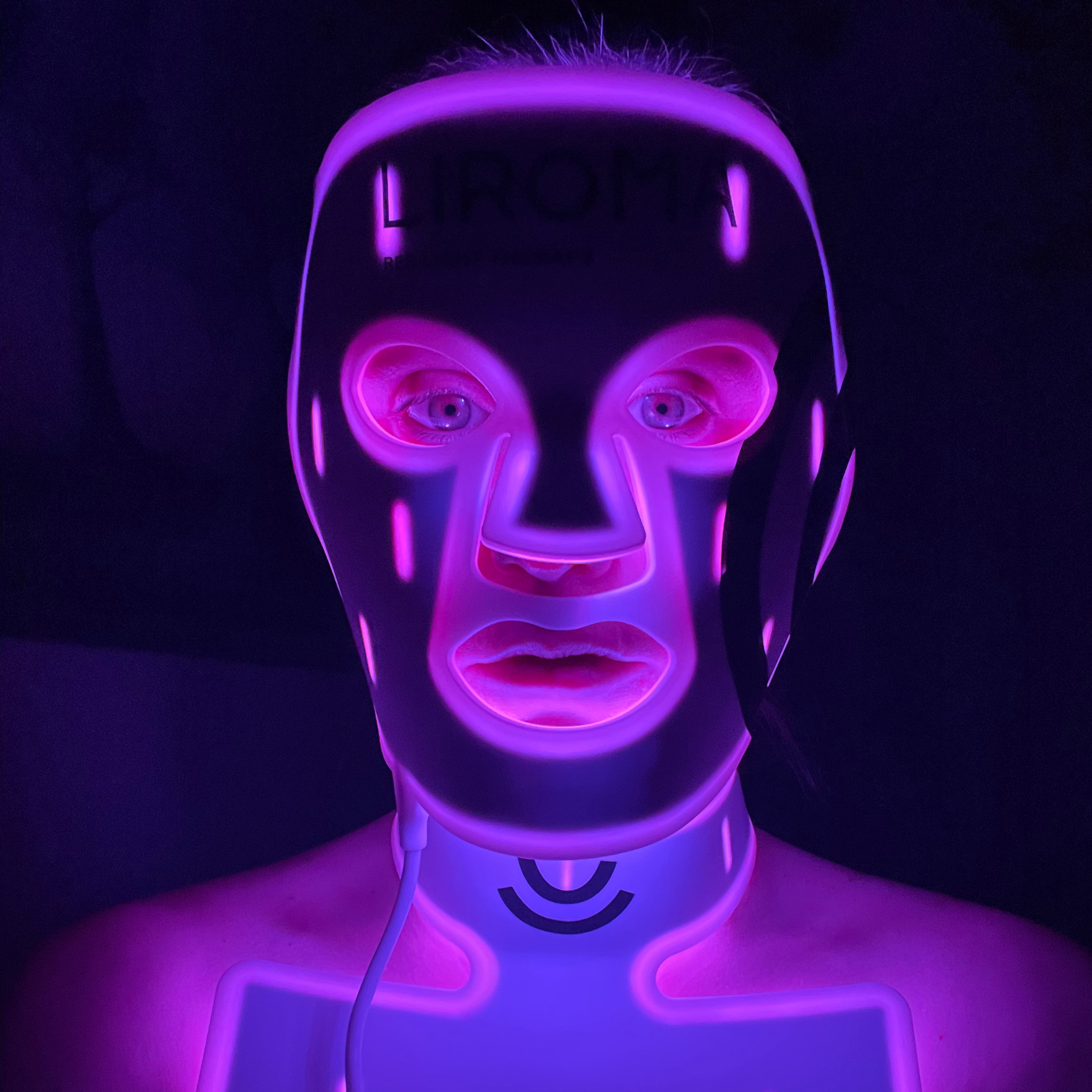 LIROMA® LED Red and Near-Infrared Light Therapy Mask for the Face, Neck, and Décolleté