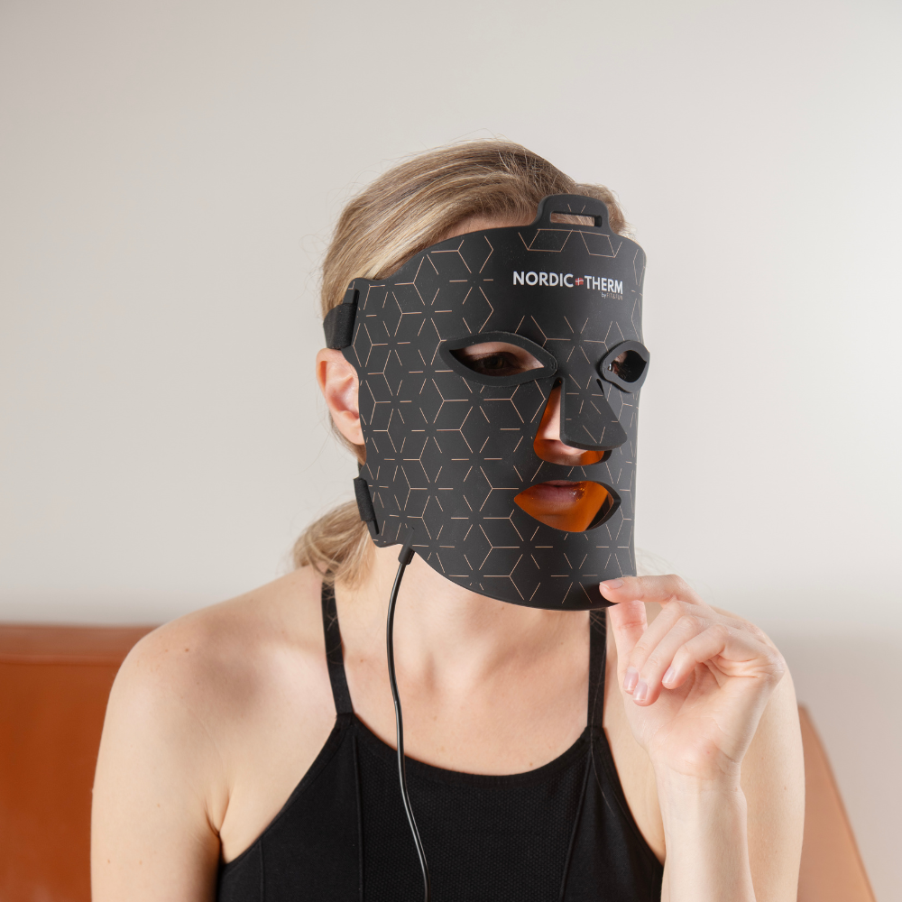 Nordic Therm® nelja lainepikkusega LED-valgusteraapia mask sinise ja kollase valgusega